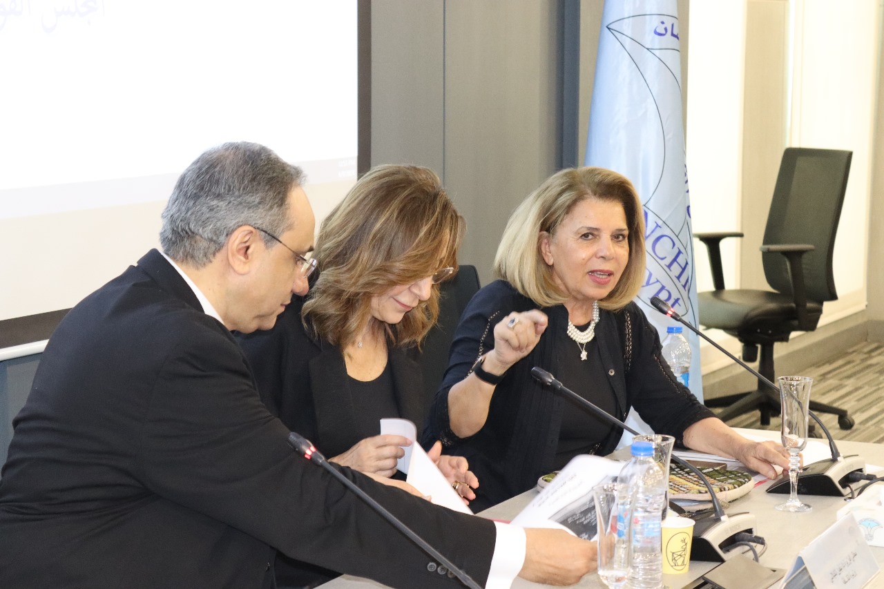  القومى لحقوق الإنسان يعقد حلقة نقاشية بعنوان "الثقافة والقانون والاعلام من منظور حقوق الإنسان والمواطنة "بمشاركة لجنة ثقافة القانون والمواطنة وحقوق الإنسان بالمجلس الأعلى للثقافة 