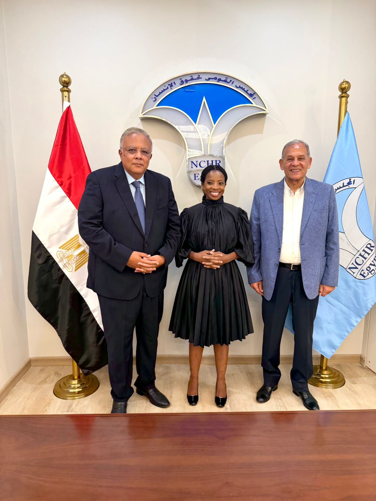  رئيس القومي لحقوق الإنسان يستقبل أمين مظالم جنوب أفريقيا في أول زيارة لمصر 